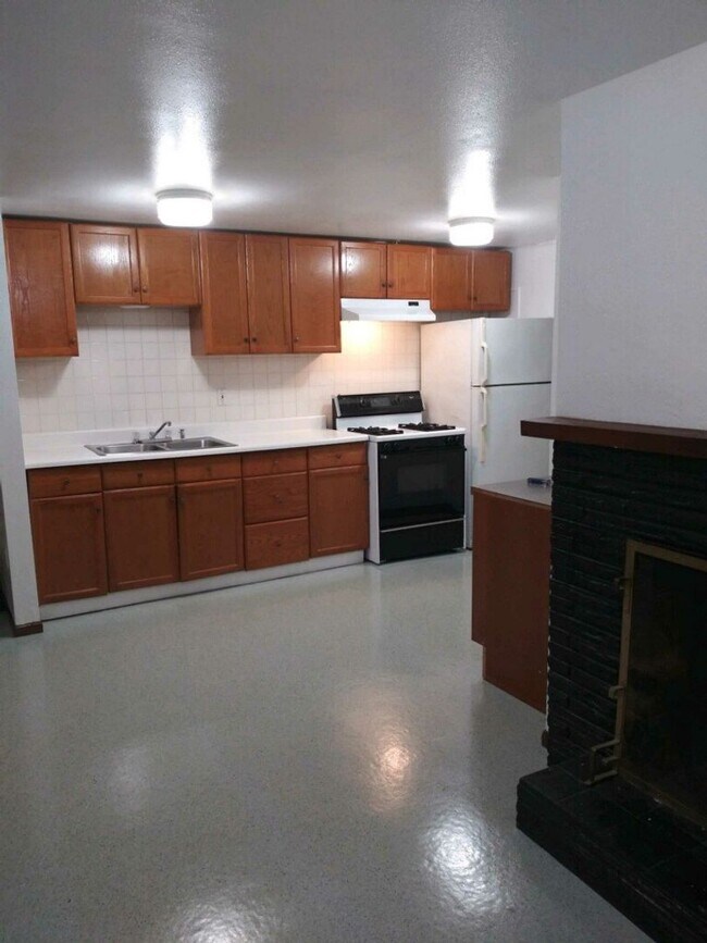 Lower Level Duplex Rental House Rental in Tumwater, WA