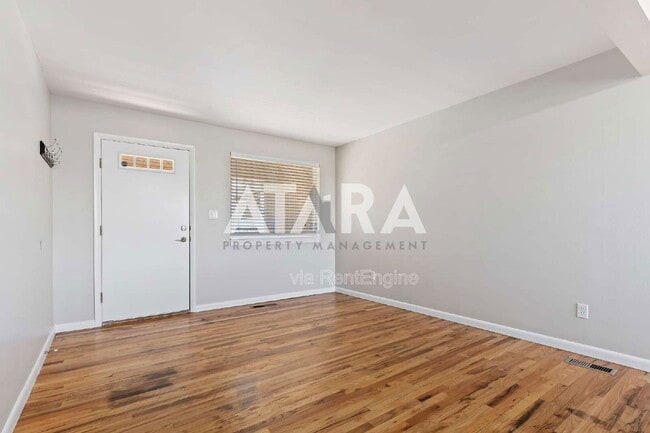 Photo - 650 N 300 W Unit 229