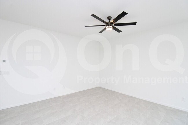 Photo - 5928 S 25th Dr