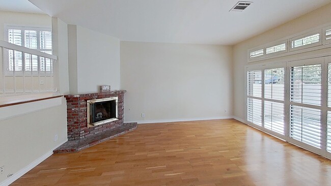 Photo - 2/Bedroom Townhome in West Hills!