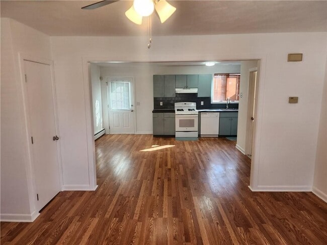 Photo - 44 Nellie St