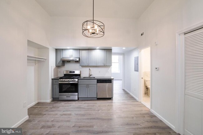 Photo - 1726 Pine St Apartment Unit 2F