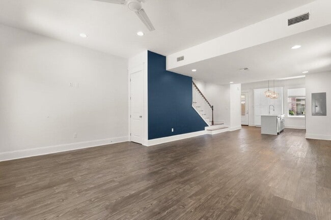 Photo - 515 Division St