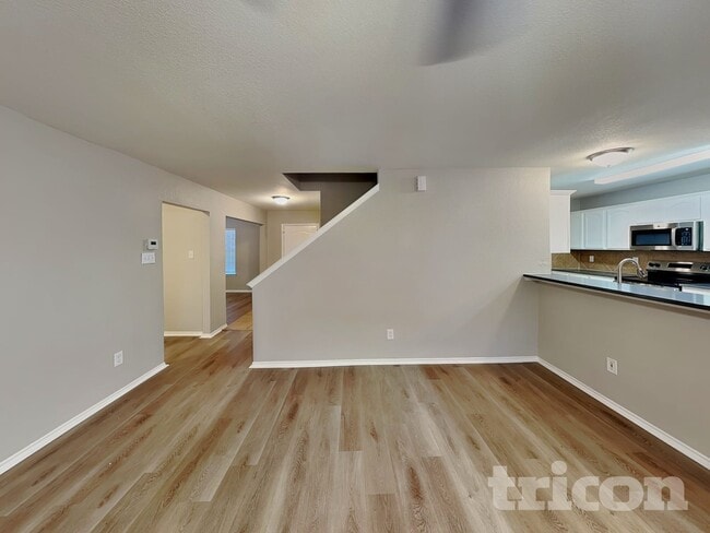 Photo - 834 Smokey Oak Dr