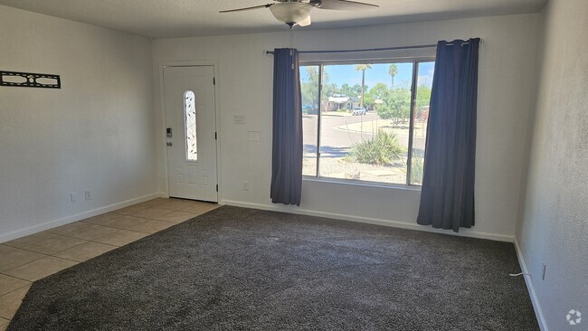 Building Photo - 8507 E Mariposa Dr Rental