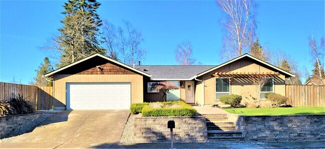 Photo - 20715 NW Chiloquin Ct House