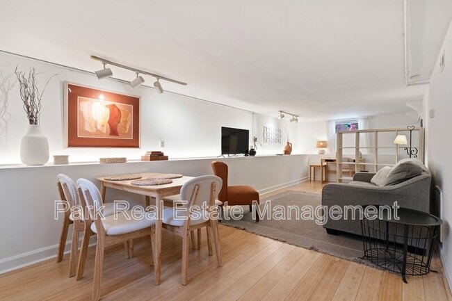 Photo - 200 Purefoy Rd