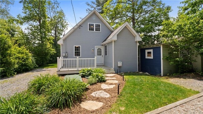 Photo - 110 Vine St House