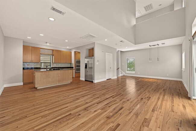 Photo - 4108 Spencer St Unit A