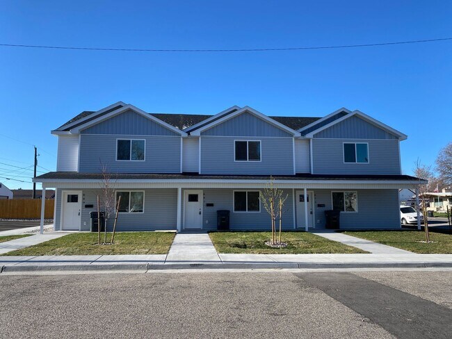 New Townhouse with 3 bedrooms / 2.5 bathrooms - New Townhouse with 3 bedrooms / 2.5 bathrooms