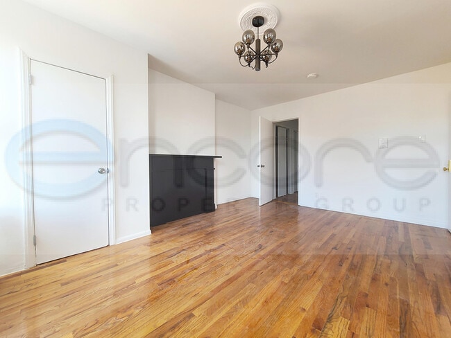 Photo - 250 Stuyvesant Ave