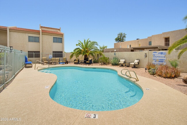 Building Photo - 16624 E Palisades Blvd Unit 204