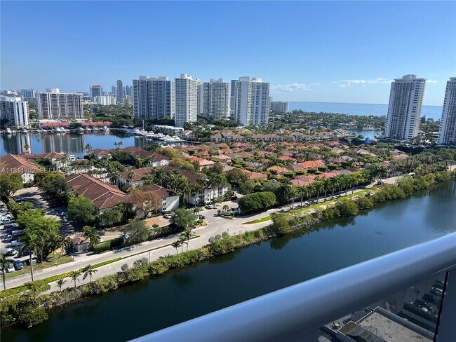 Building Photo - 3625 N Country Club Dr Unit 2310