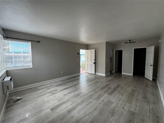 Photo - 500 13th St Unidad 6