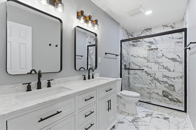Photo - 2696 Greentree Dr SE