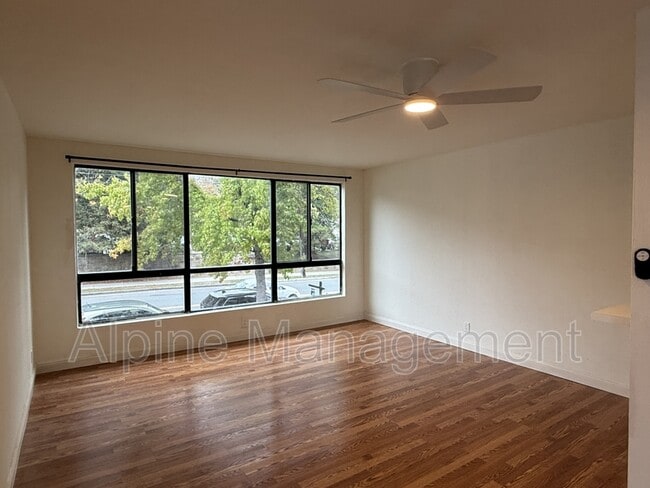 Photo - 2632 Warring St Unit 2