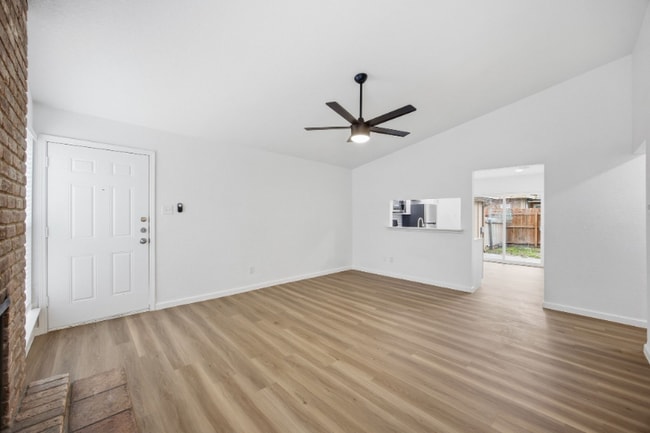 Photo - 218 W William Cannon Dr Unit B