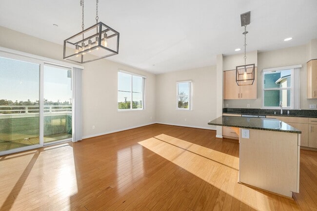 Photo - 1066 41st Ave Unit #B303
