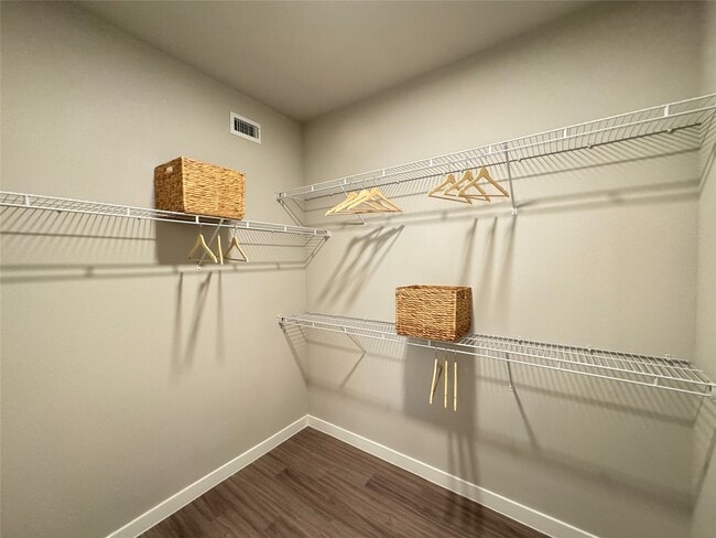 Photo - 18300 Marvelous Pl Unidad B2.1328