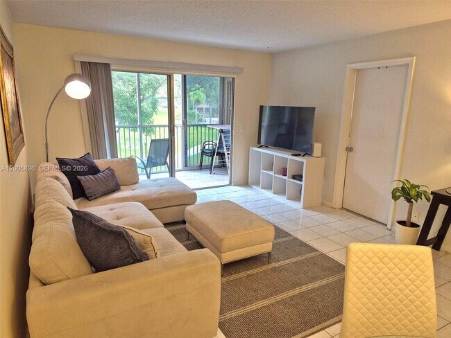 Photo - 12501 SW 14th St Unit 209R