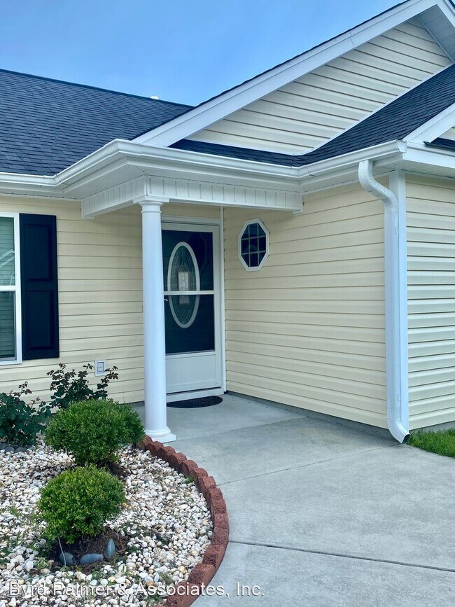 Photo - 4 br, 2 bath House - 307 Beulah Circle