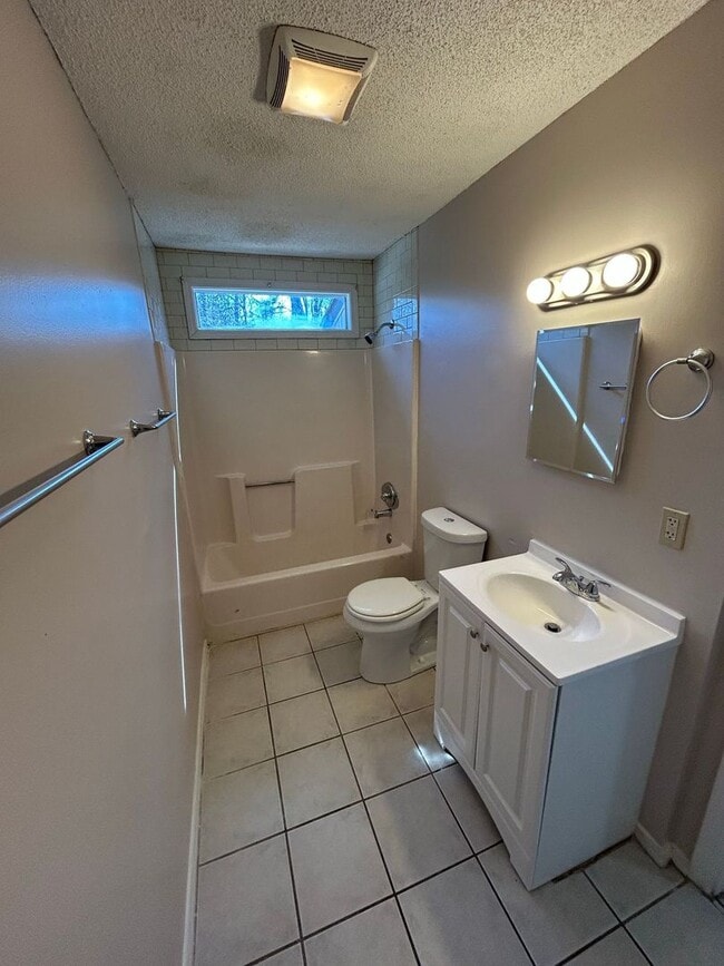 Photo - Carrollton City Apartment!
