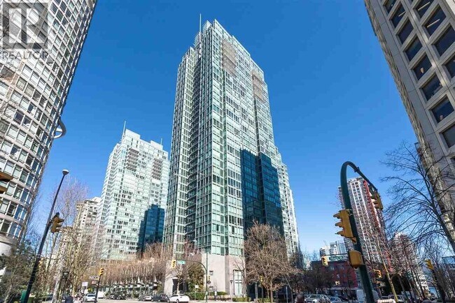 1200 W Georgia St Unit 1108