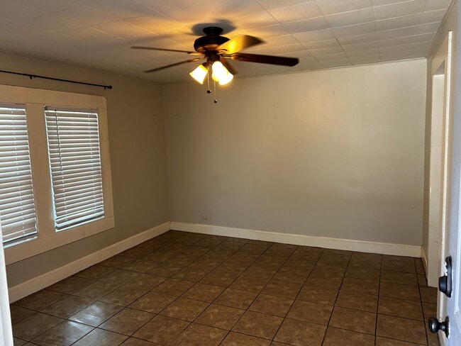 Photo - 229 N Garrison St