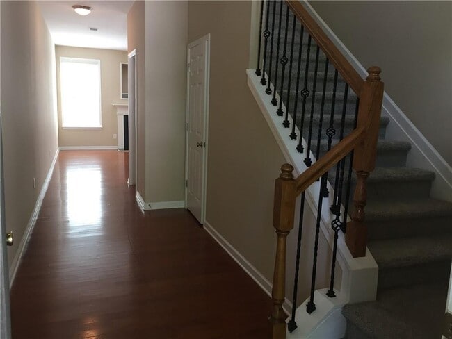 Photo - 3338 Castleberry Village Cir