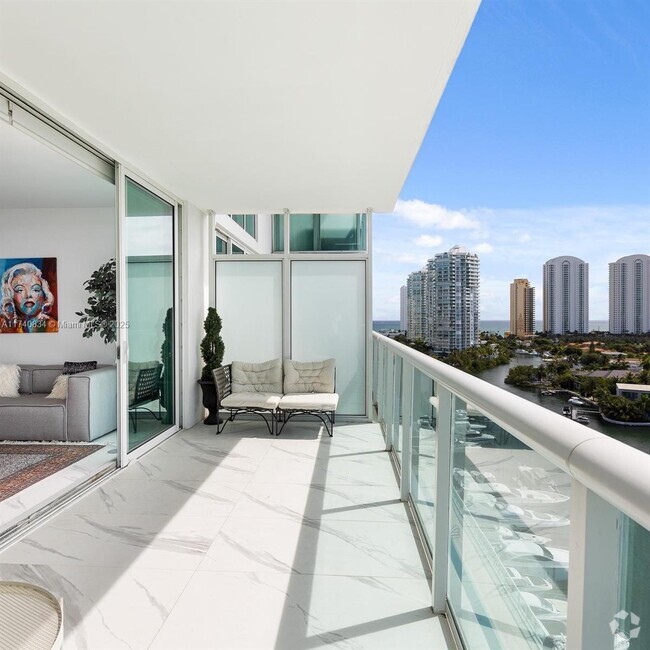 Building Photo - 400 Sunny Isles Blvd Unit 1205 Rental