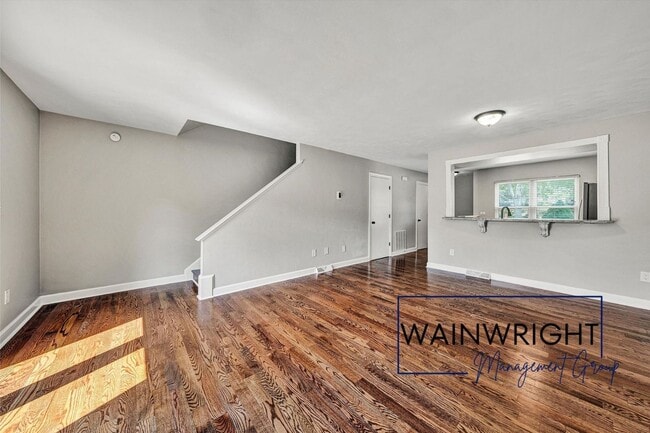 Photo - 7213 Peppervine Ct
