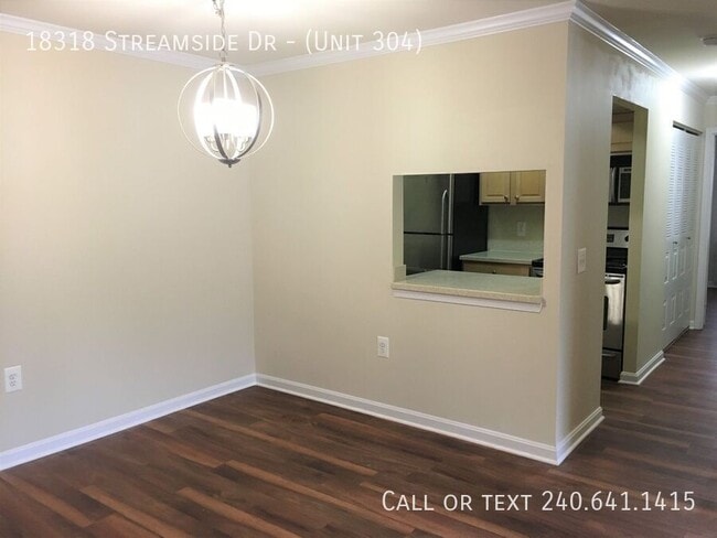 Photo - 18318 Streamside Dr