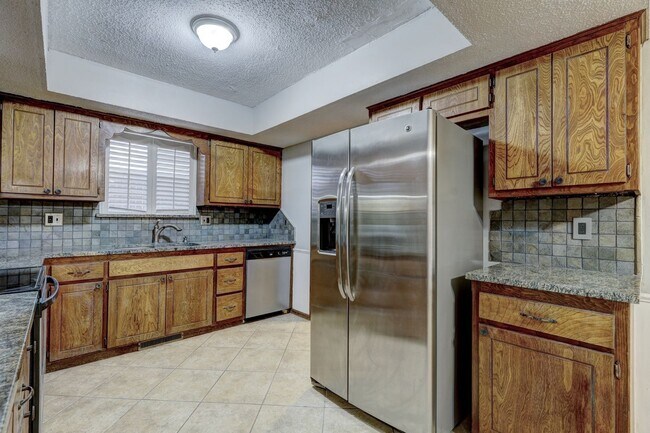 Photo - 3 bed 2 bath home in Moore, Ok