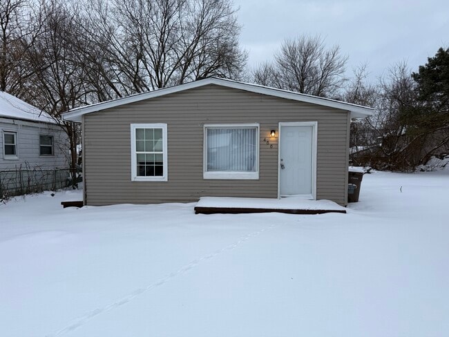 Building Photo - 466 Wyoming Ave