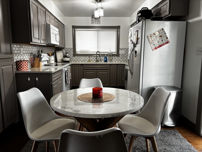 Photo - 3310 Saint Johns Ave