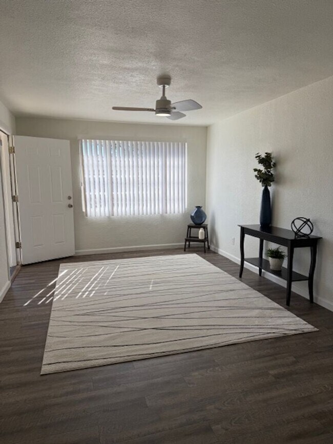 Photo - 3436 E Willetta St