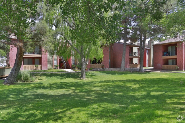 Photo - Foxglove Apartments