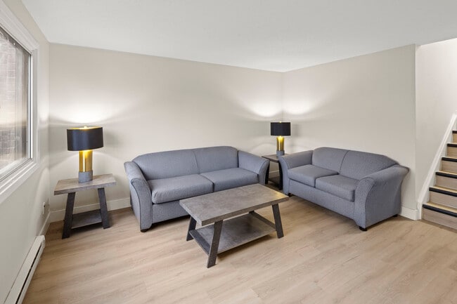 Photo - 21 Holborn Drive