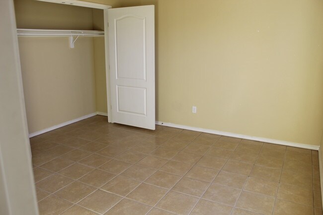 Photo - Robindale Apartments