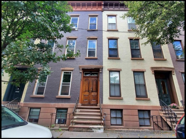 Photo - 247 2nd St Apartment Unit 247 2nd st Troy NY  12180