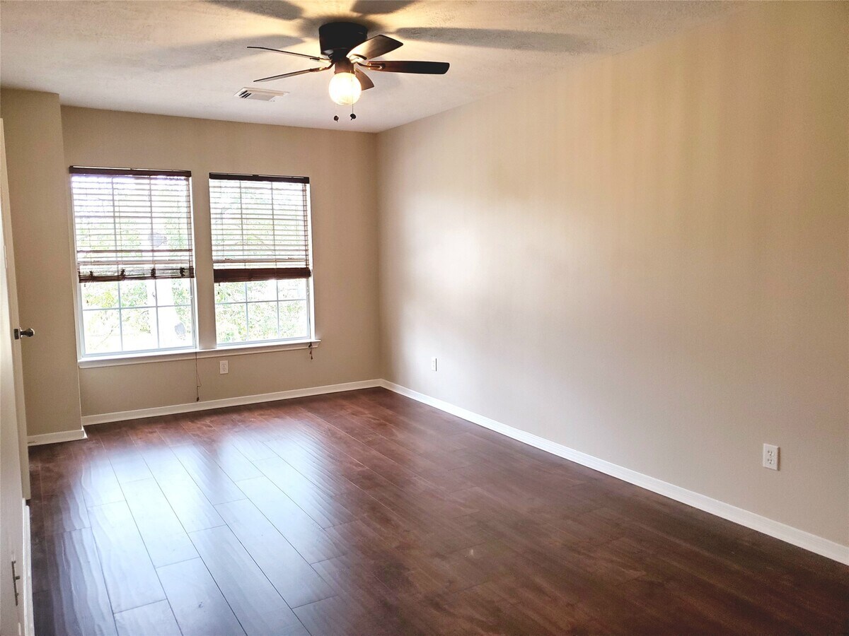 Photo - 18819 Knobby Oaks Pl