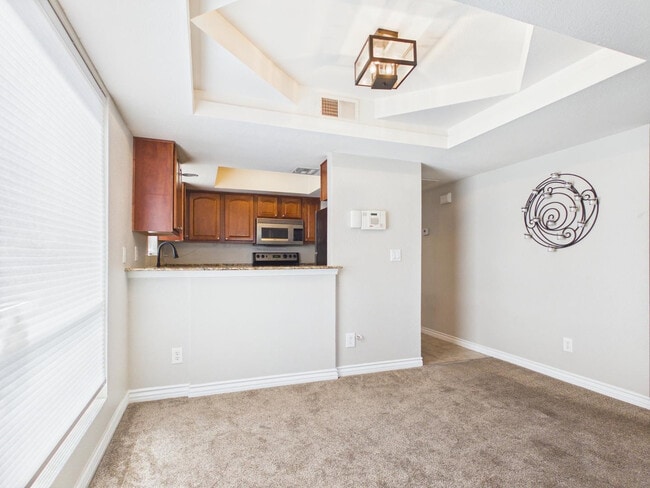 Photo - 3420 W Danbury Dr Unidad Apt C203