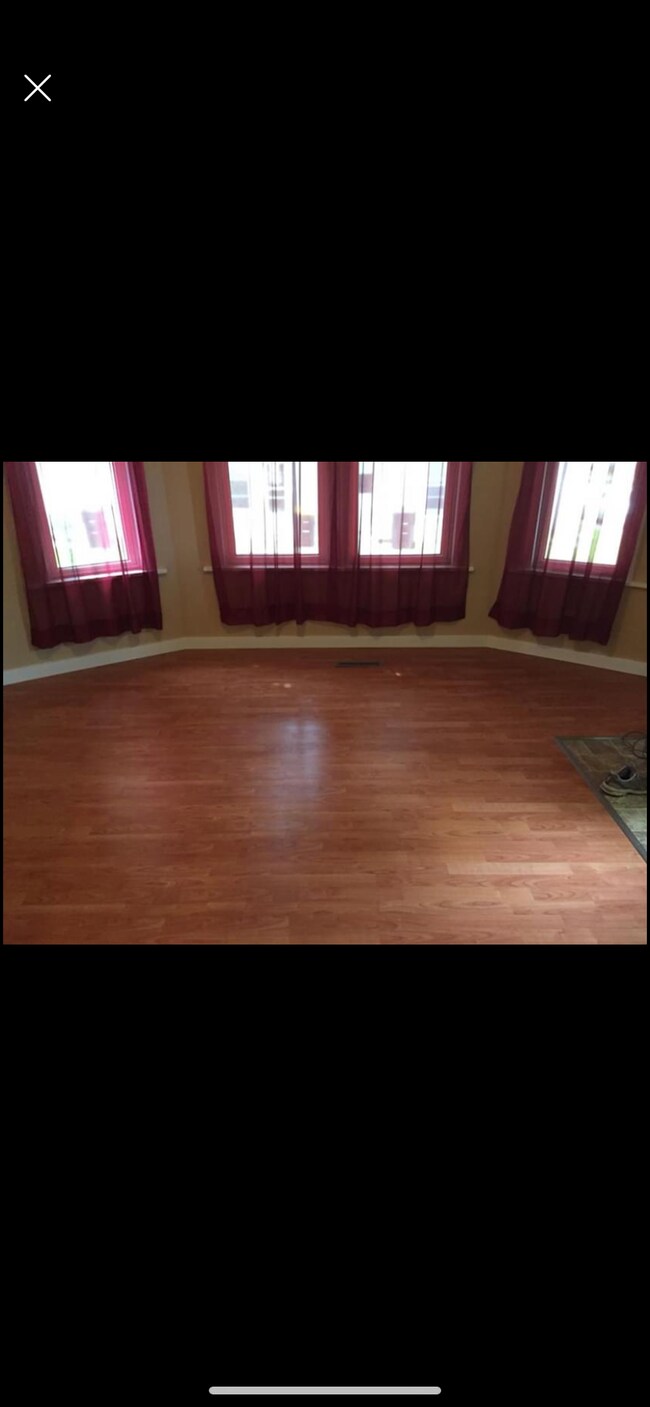 Photo - 810 N Broad St