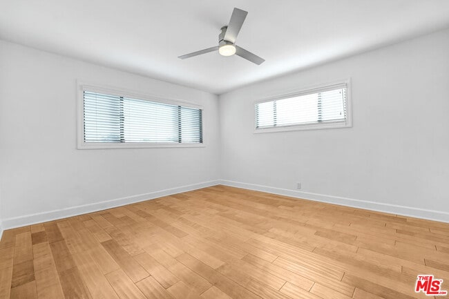 Photo - 2812 Anchor Ave