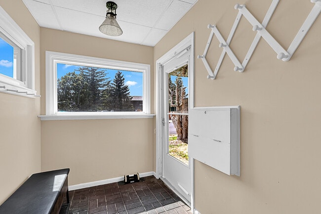 Photo - 6703 Moreland Ave