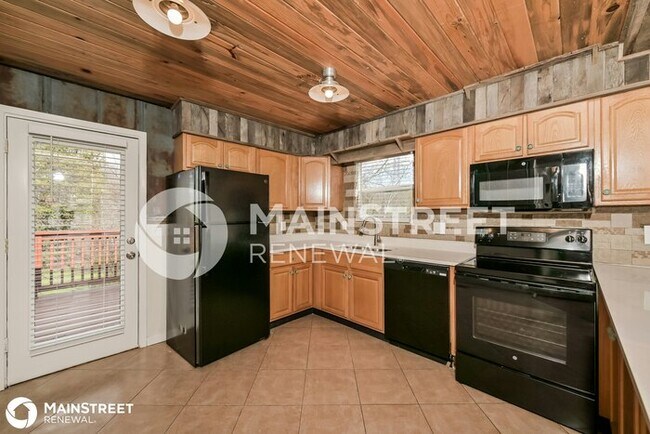 Photo - 2022 Cecil Johnson Rd