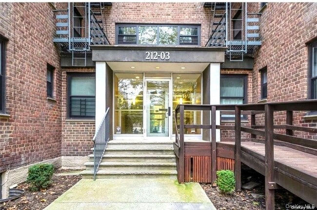 Building Photo - 212-03 75th Ave Unit 6C Rental