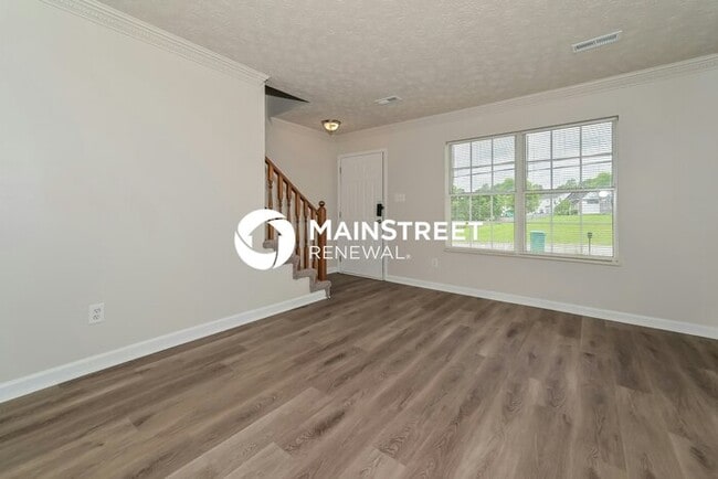 Photo - 3 Bedroom Pet-Friendly Home in POWELL, TN with Main Street Renewal