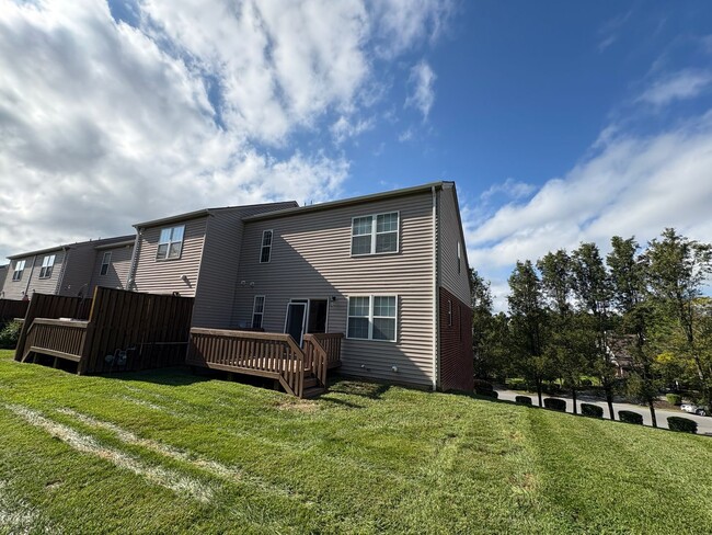 Photo - 630 Oak Tree Blvd NW