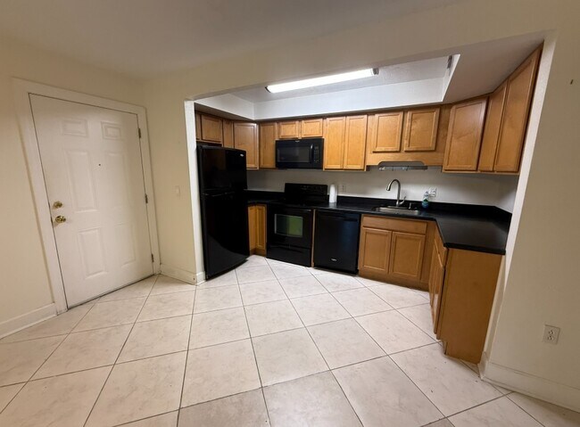Photo - 631 N Orange Ave